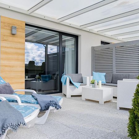 Barka - Apartamenty Premium Oraz Pokoje Blisko Plazy Карвіа Екстер'єр фото