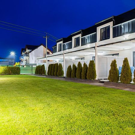 Barka - Apartamenty Premium Oraz Pokoje Blisko Plazy Карвіа Екстер'єр фото