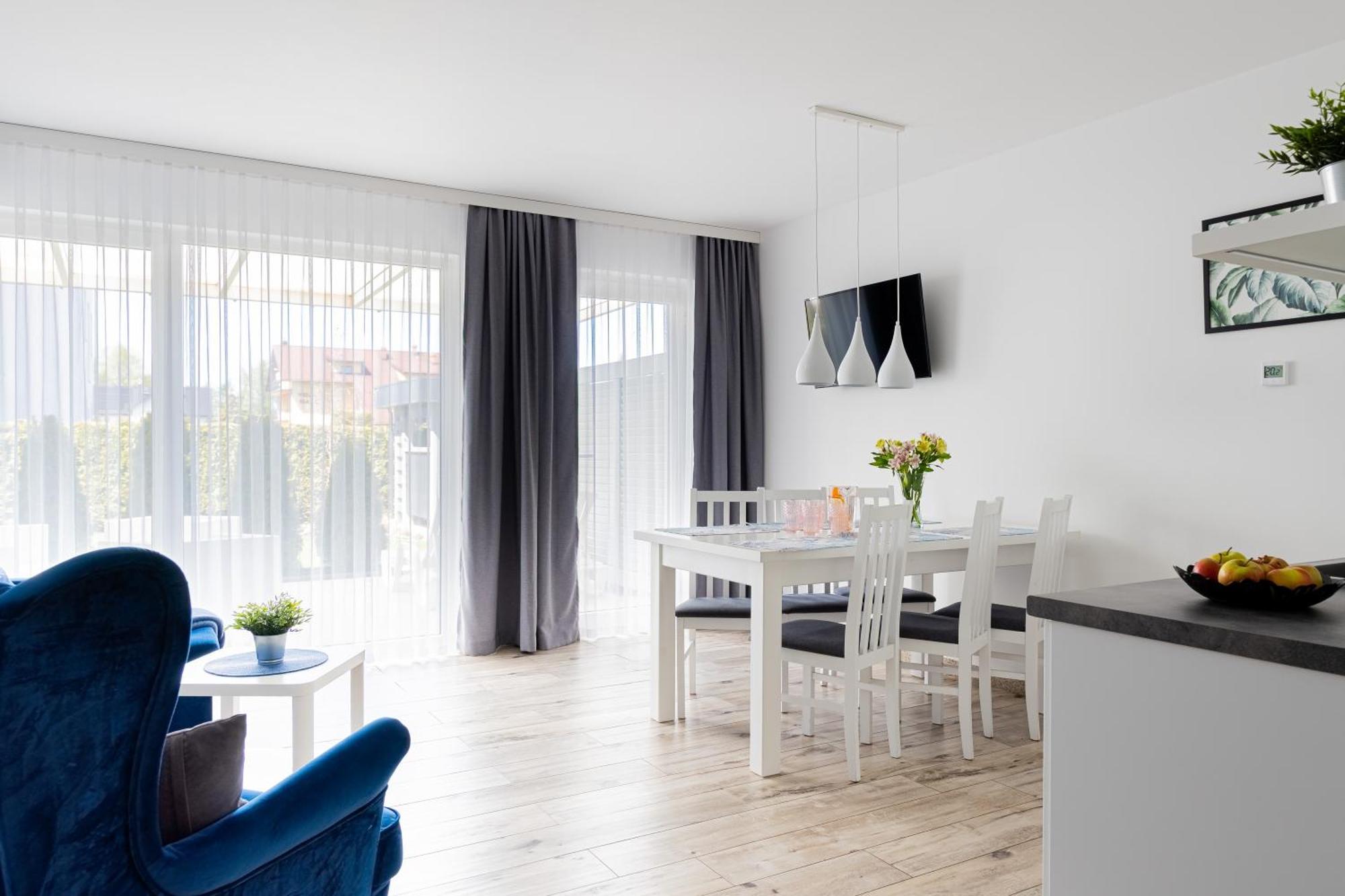 Barka - Apartamenty Premium Oraz Pokoje Blisko Plazy Карвіа Екстер'єр фото