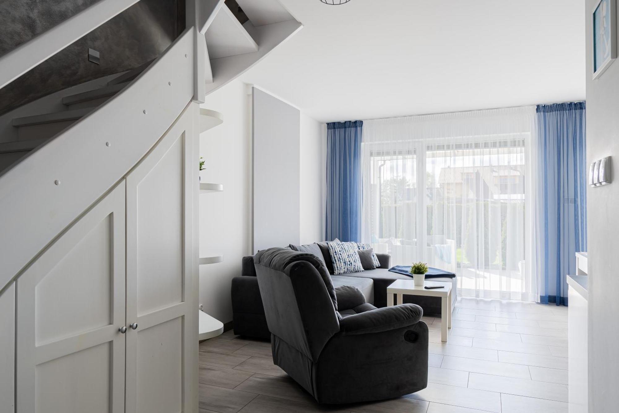 Barka - Apartamenty Premium Oraz Pokoje Blisko Plazy Карвіа Екстер'єр фото