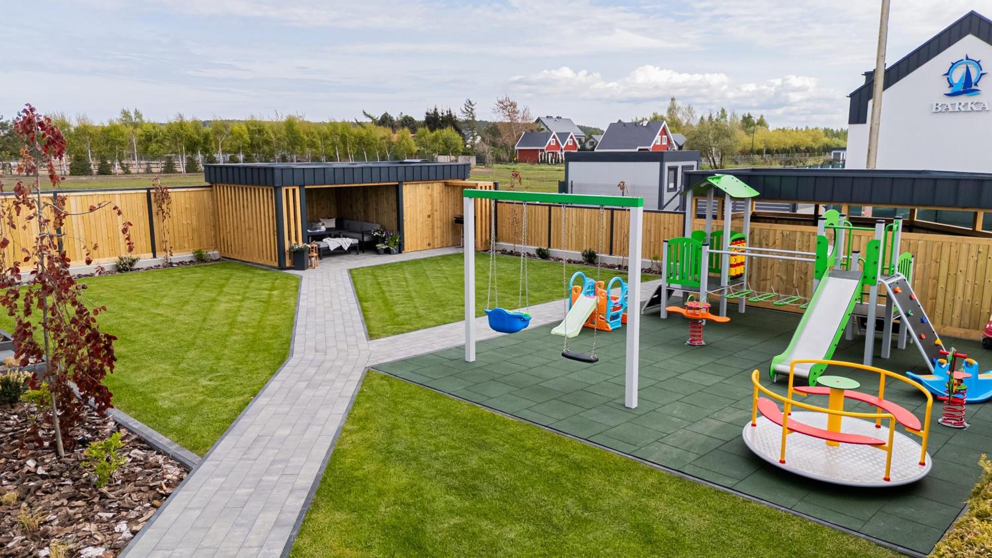Barka - Apartamenty Premium Oraz Pokoje Blisko Plazy Карвіа Екстер'єр фото